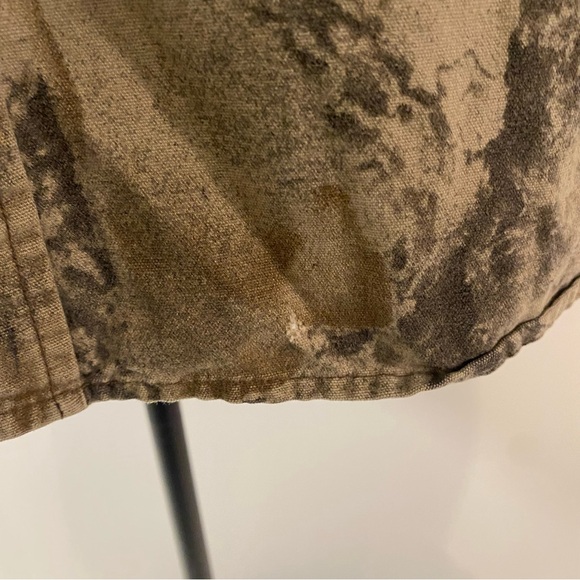 Wells Creek Camouflage Front Button Down Shirt          Size XL - Picture 4 of 4